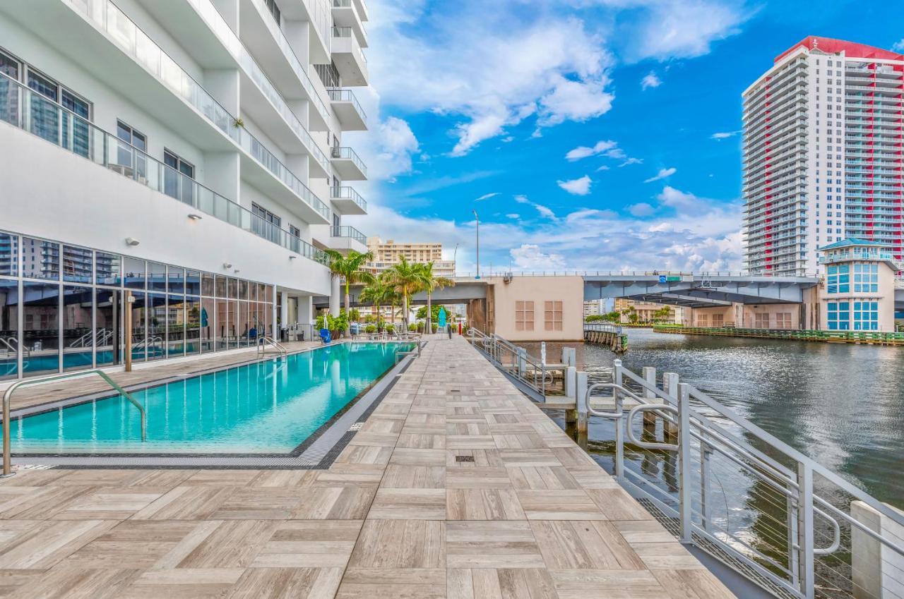 Hyde Beach House Resort - Million Apartment 2Bd 2Ba, Direct Ocean View, 1 Min From Beach, 6 Guests ฮอลลีวูด ภายนอก รูปภาพ